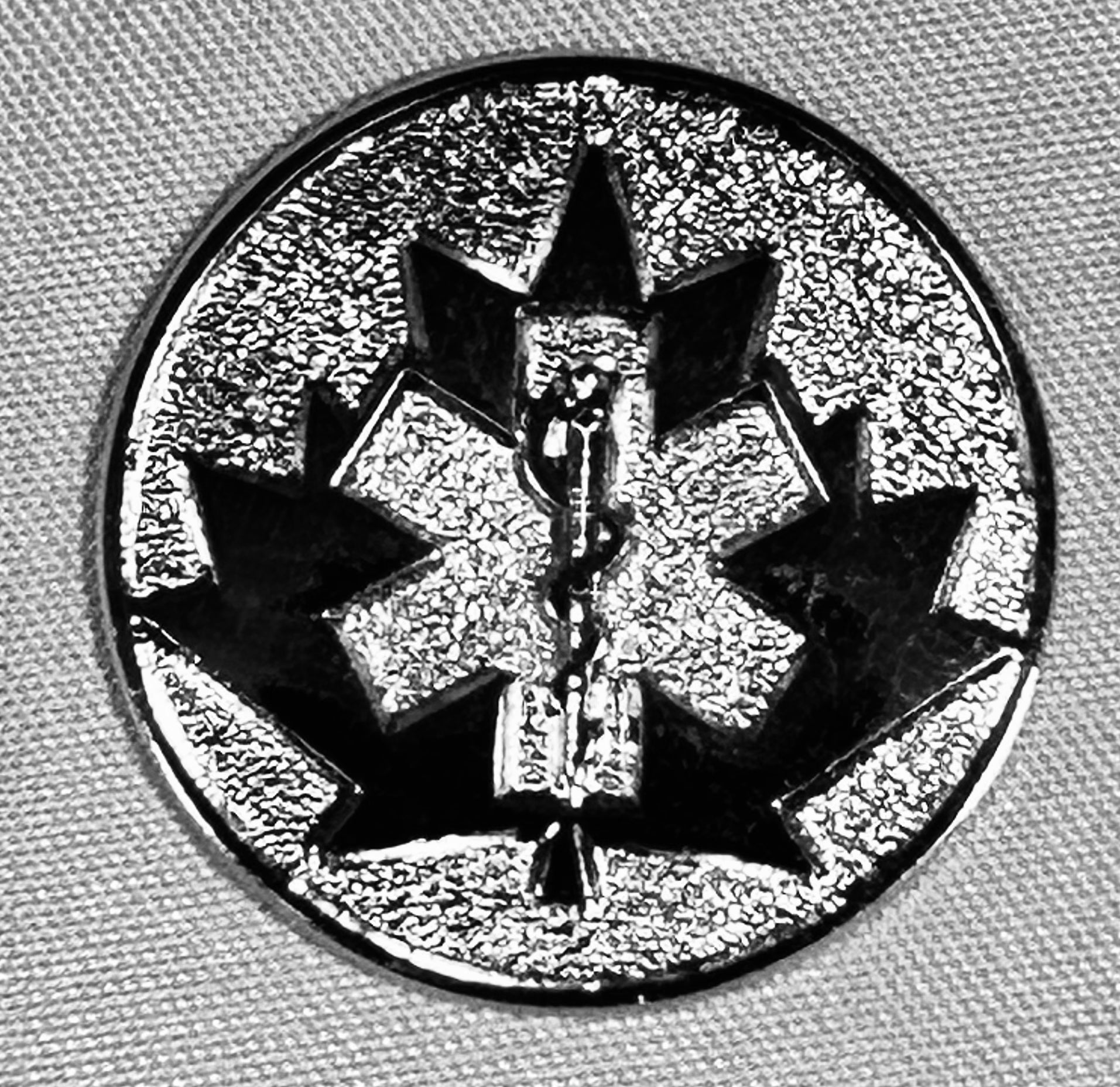 EMS Maple Leaf Silver Pin Solid 1"