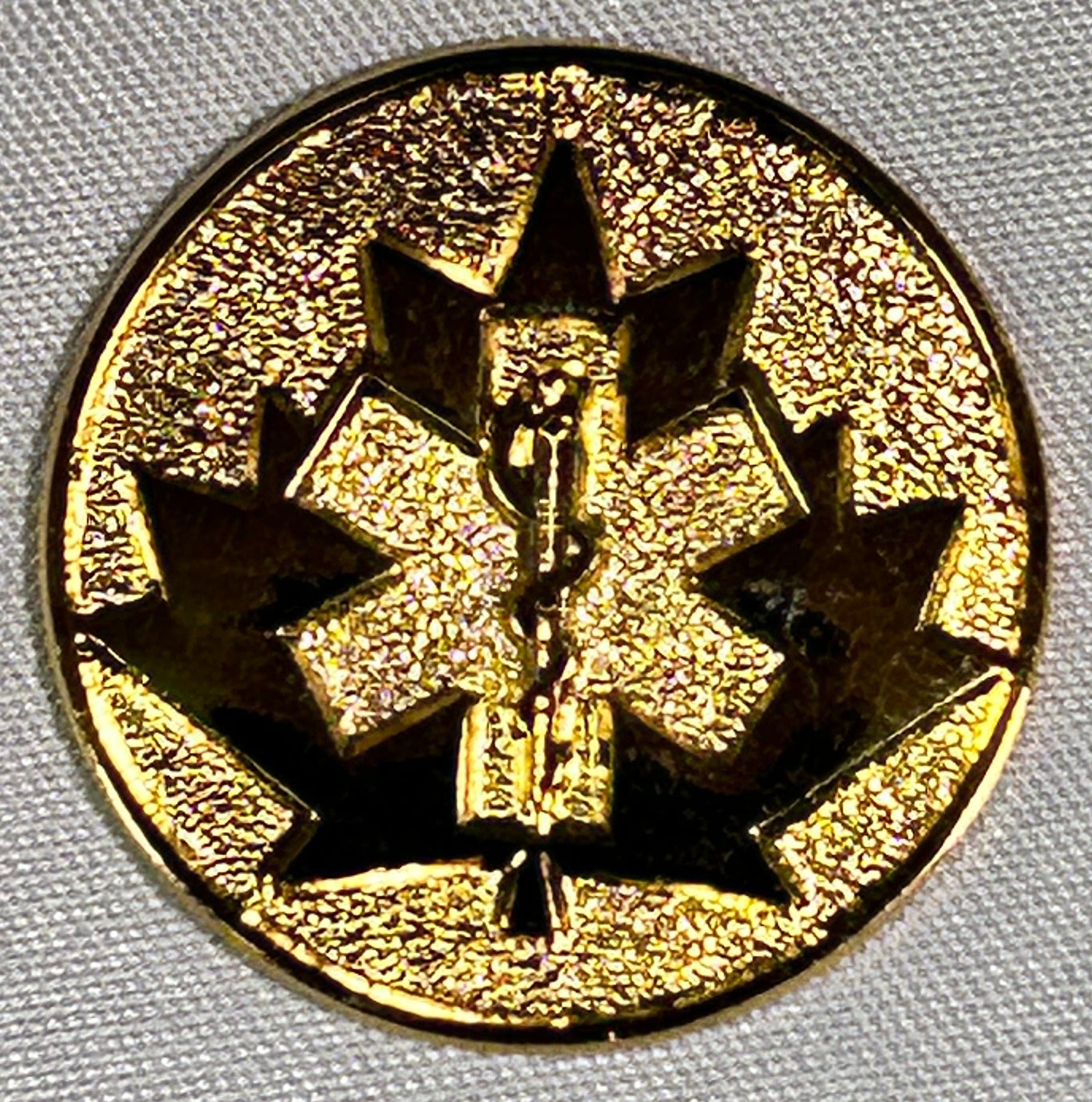 EMS Maple Leaf Gold Pin Solid 1"