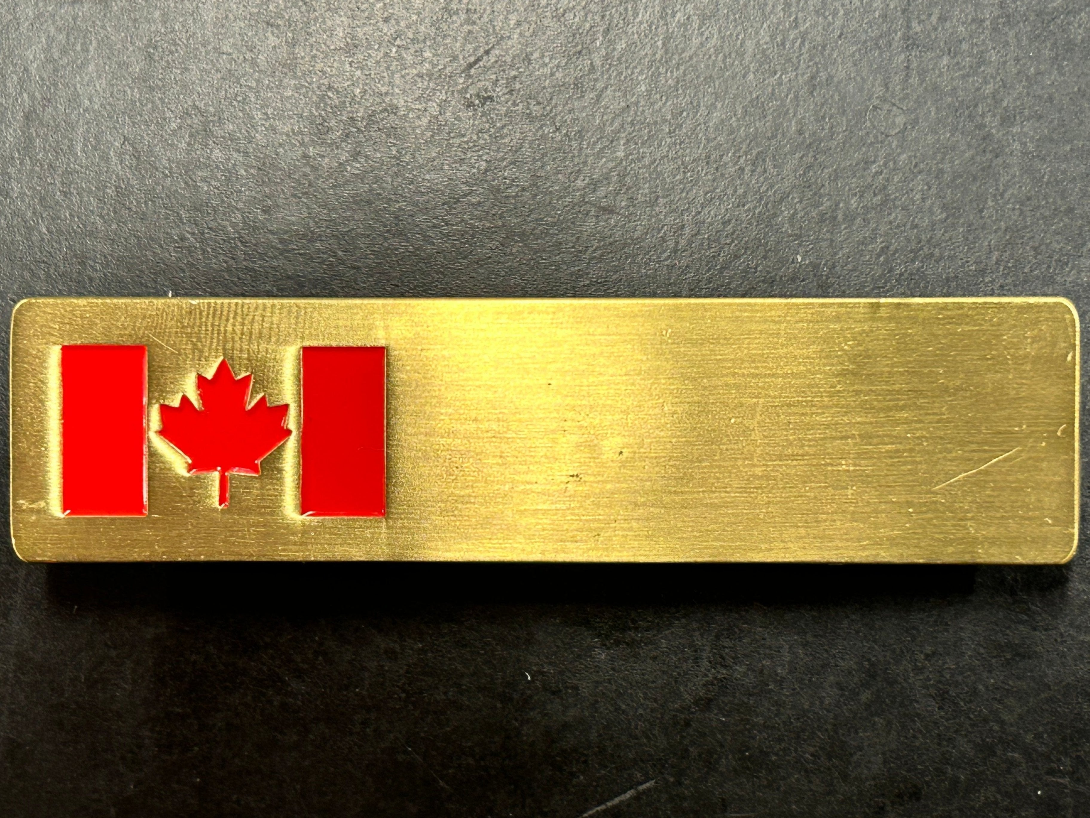 NB27G1 Canada Flag Gold Name Bar 1 Line