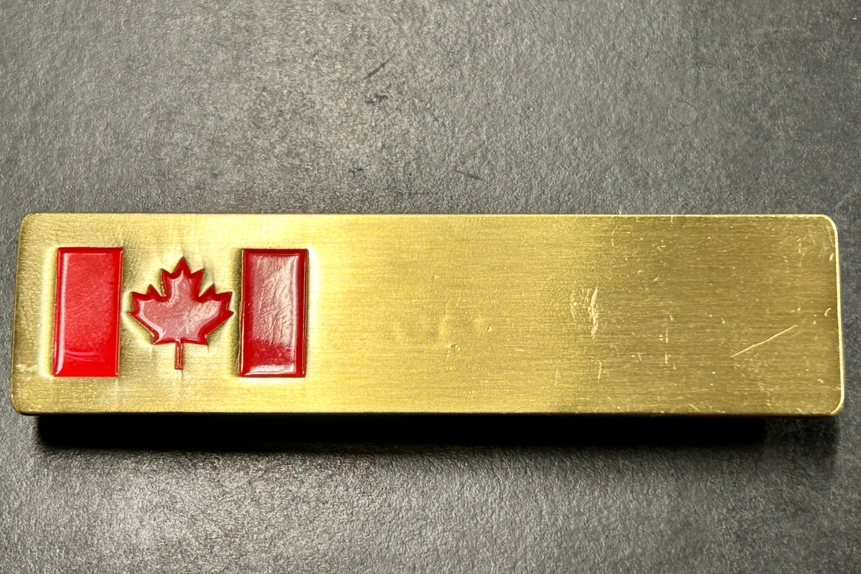 NB27G2 CANADA Flag Gold Name Bar 2 Lines