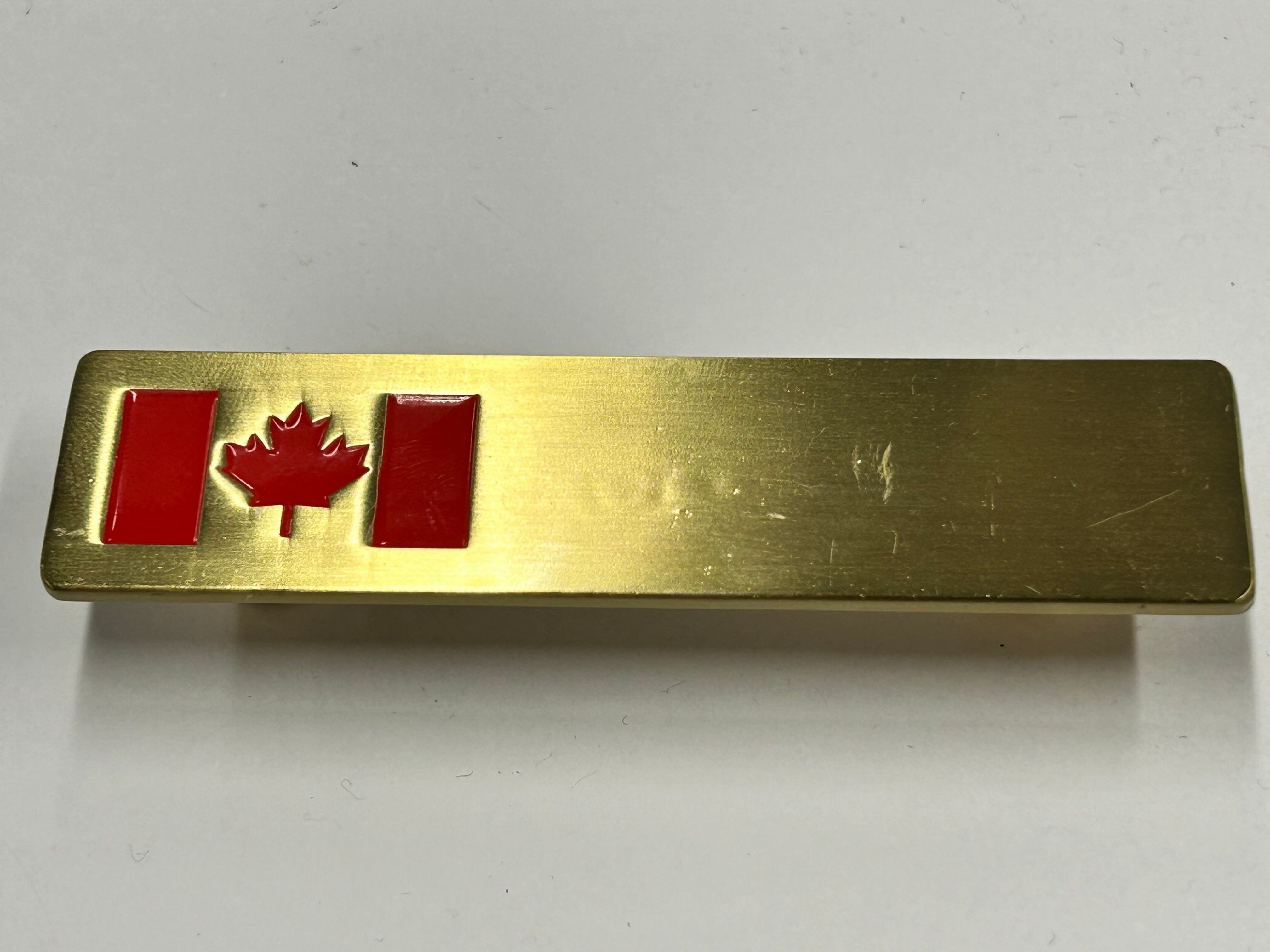 NB27G1 Canada Flag Gold Name Bar 1 Line